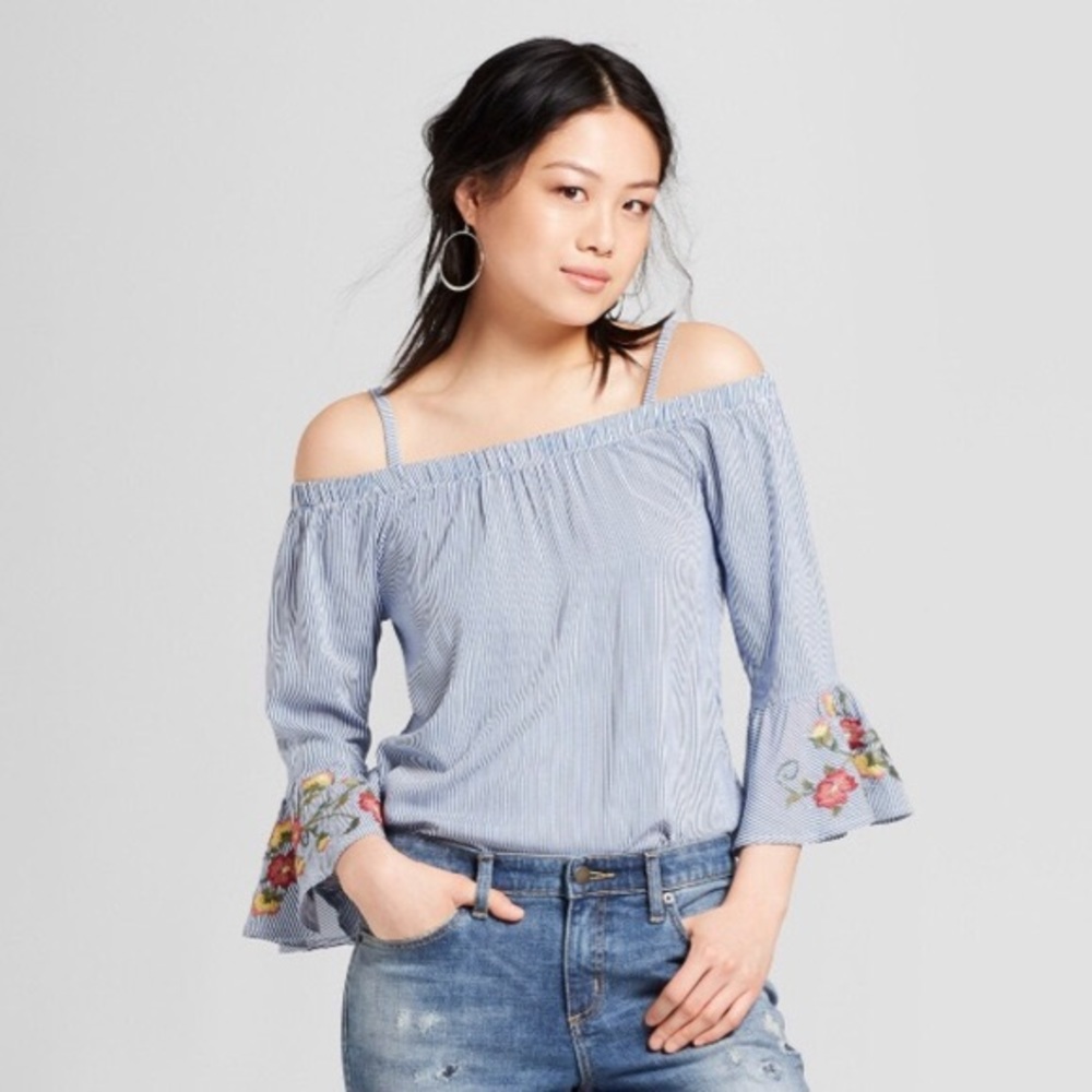 Off-Shoulder Bell Sleeve Top w/ Embroidered Sleeve - Picture 1 of 7